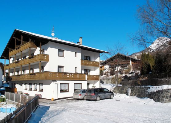 Holiday apartment Haupthaus Schönblick (SVH121)