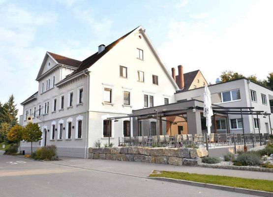 Landgasthof und Hotel Zur Rose, (Ehingen (Donau)). Doppelzimmer mit Frühstück